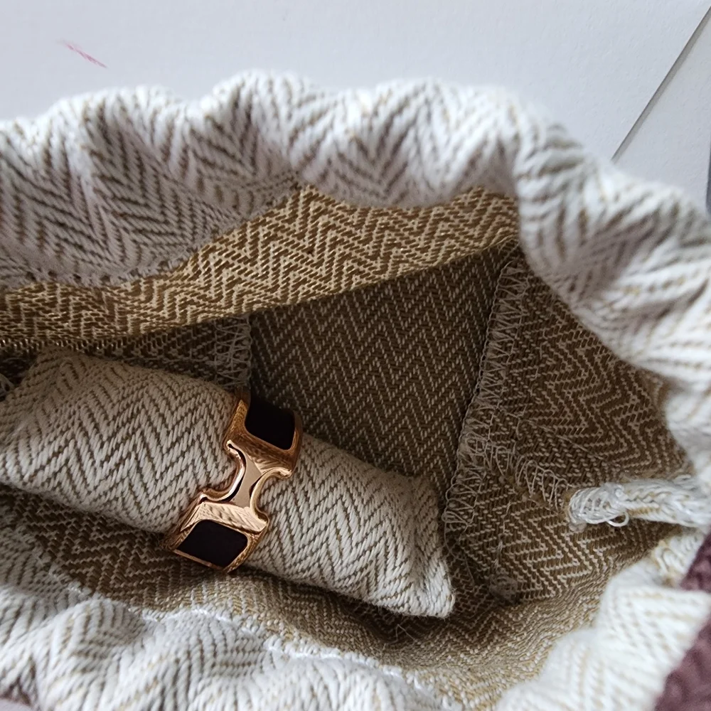 GIFTABLE Hermès Olympe Ring Cassis Small - Picture 4 of 8